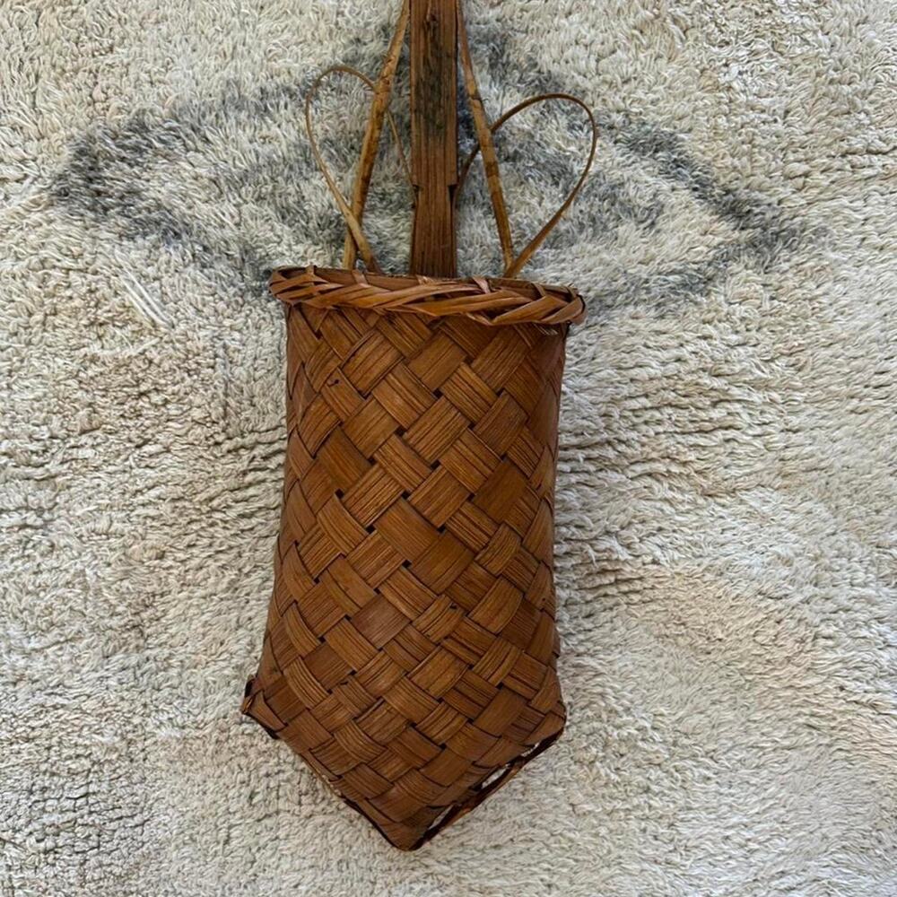 Sturdy vintage woven rattan and wood wall pocket boho retro storage decor